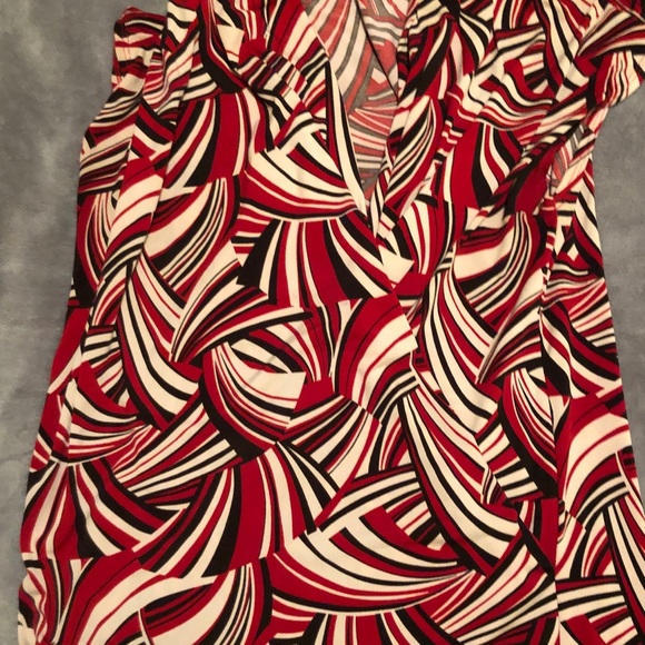 Beautiful 2 PC Set - Picture 2 of 2